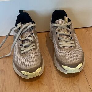 KURU Beige and Cream Women's Athletic Shoes